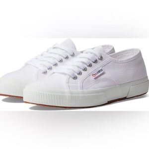 Superga sneakers size 8 - worn 3 times